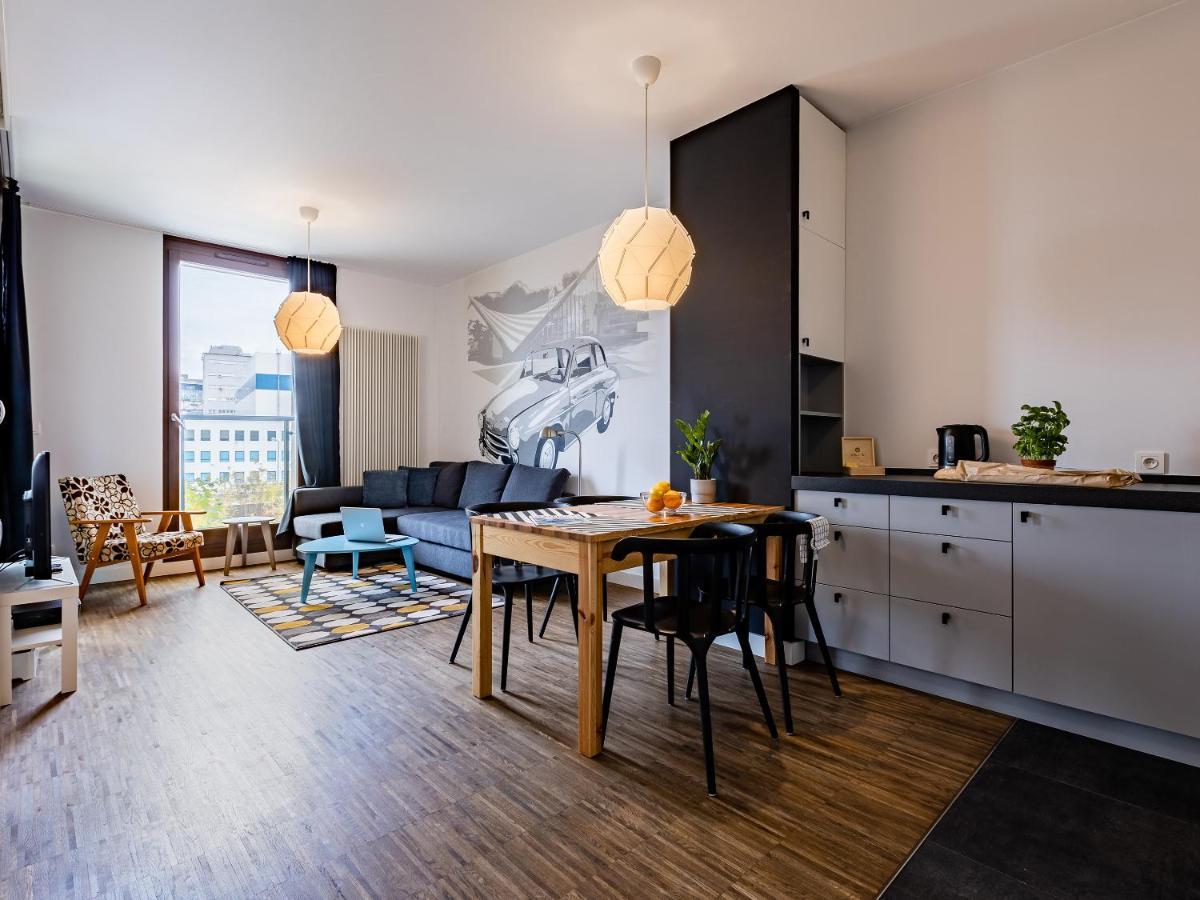 Kolejowa Aparthotel Warszawa Exteriör bild