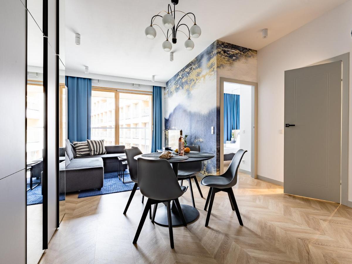 Kolejowa Aparthotel Warszawa Exteriör bild